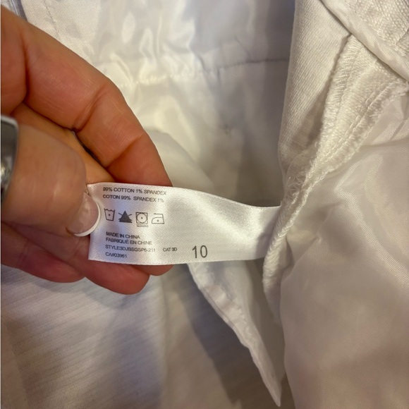 ALFRED SUNG White Textured Pants - Picture 8 of 8